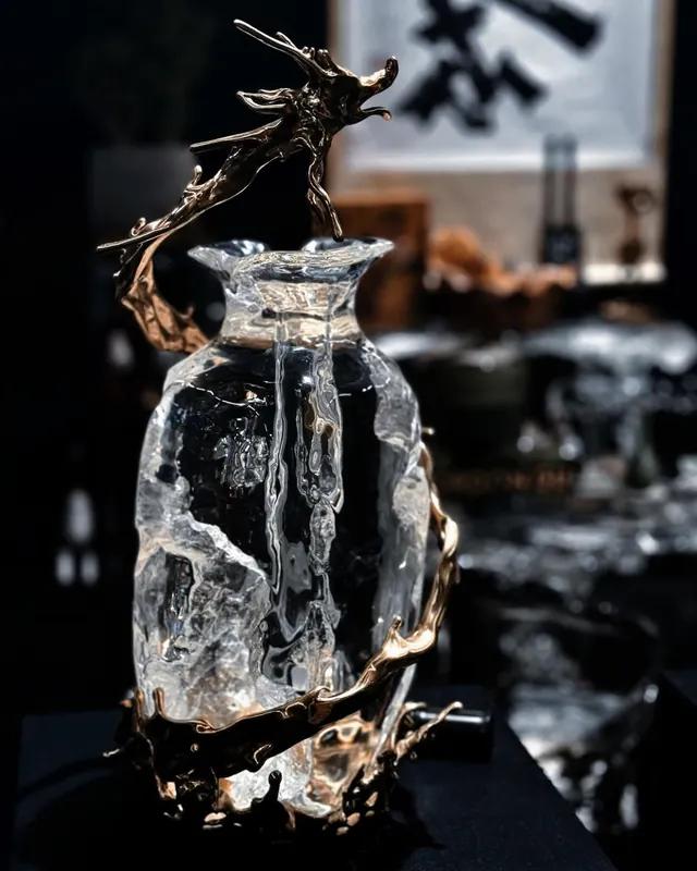 鉑晶光線折射特寫